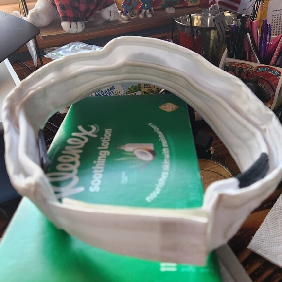 Souvenir White Sun Visor Hat Royal Isabela Golf Resort in Puerto Rico - Picture 5 of 6